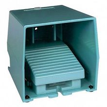 Педальный переключатель  Harmony XPE, 3А |  код.  XPEM329 |  Schneider Electric