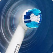 Oral-B Precision Clean 2+1 шт бесплатно