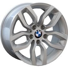 Replica BMW (B122)  8x17 5x120 D72.6 ET34 серебристый