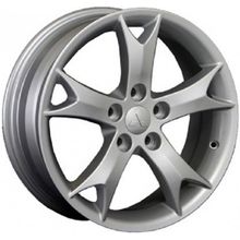 Replica Mitsubishi (MI13)  6.5x17 5x114.3 D67.1 ET38 серебристый