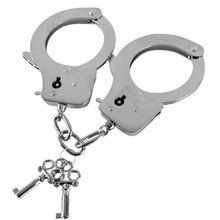 Blush Novelties Наручники из листового металла с ключами Metal Handcuffs (серебристый)