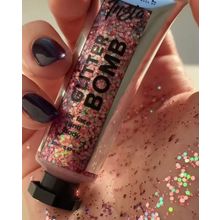 LAMEL PROFESSIONAL PROFESSIONAL Жидкий глиттер для макияжа INSTA Glitter Bomb | Ламель