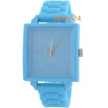 QQ VR12J006