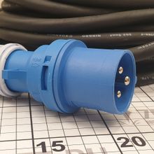 LTC Переходной кабель LTC Smart Living 2030-15 230 В 3 x 2,5 мм² 15 метров вилка CEE розетка CEE