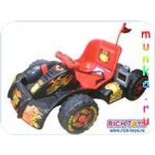 Спортивная, стильная машина с эффектами звукового сигнала.