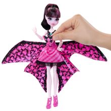 Monster High Дракулаура в трансформирующемся наряде