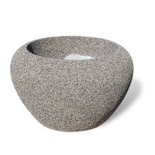 Вазон из бетона Луна с крошкой из камня