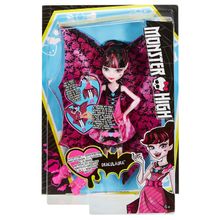 Monster High Дракулаура в трансформирующемся наряде