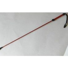 Короткий красный плетеный стек с наконечником-ладошкой - 70 см. (67078)