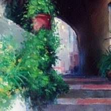 Картина на холсте маслом "Лестница-арка в цветущем старом дворике"
