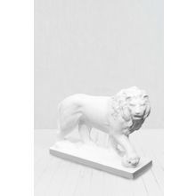 Скульптура льва с шаром в белом цвете (55см)