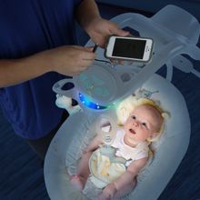 Bright Starts Ingenuity Жирафик