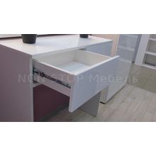 Туалетный столик для макияжа