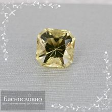 Лимонный цитрин из Бразилии огранки в Баснословно квадрат октагон 11,97x11,97мм 7,77 карат